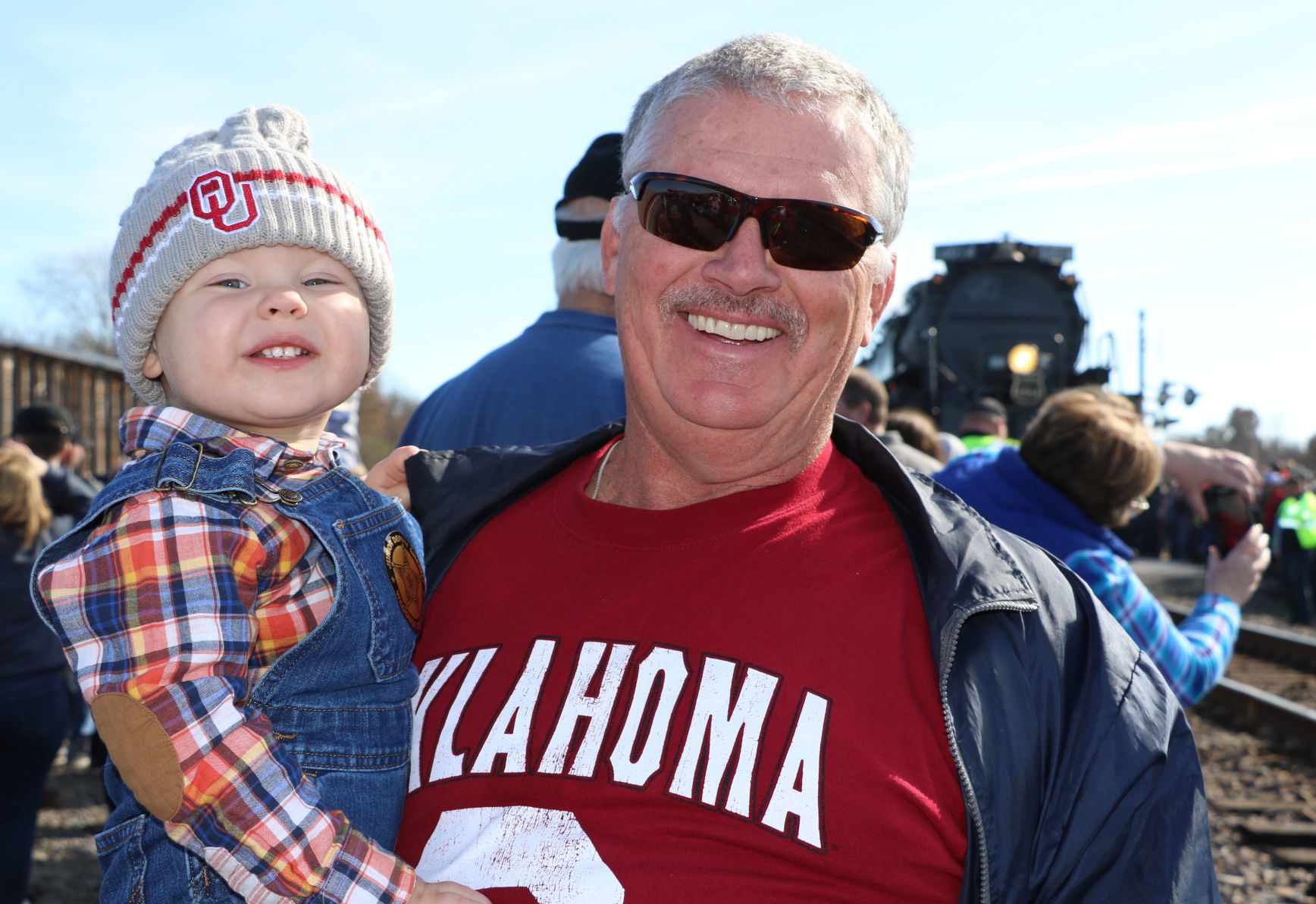 Wagoner welcomes Union Pacific's "Big Boy"